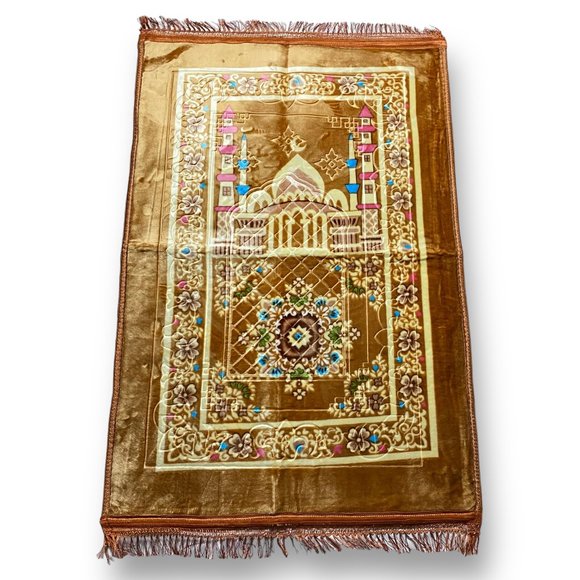 Comfortable Padding for Islamic Worship Prayer Mat - Picture 7 of 7